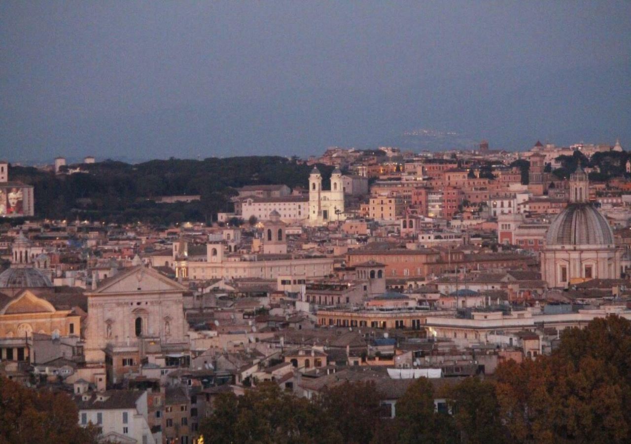 Vatican In The Moonlight * Roma