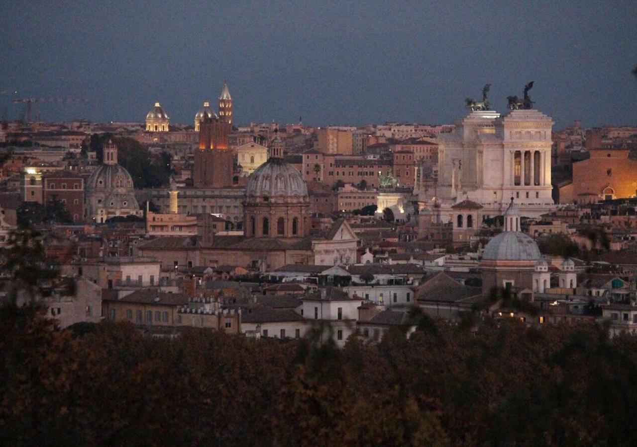 Vatican In The Moonlight Appartamento